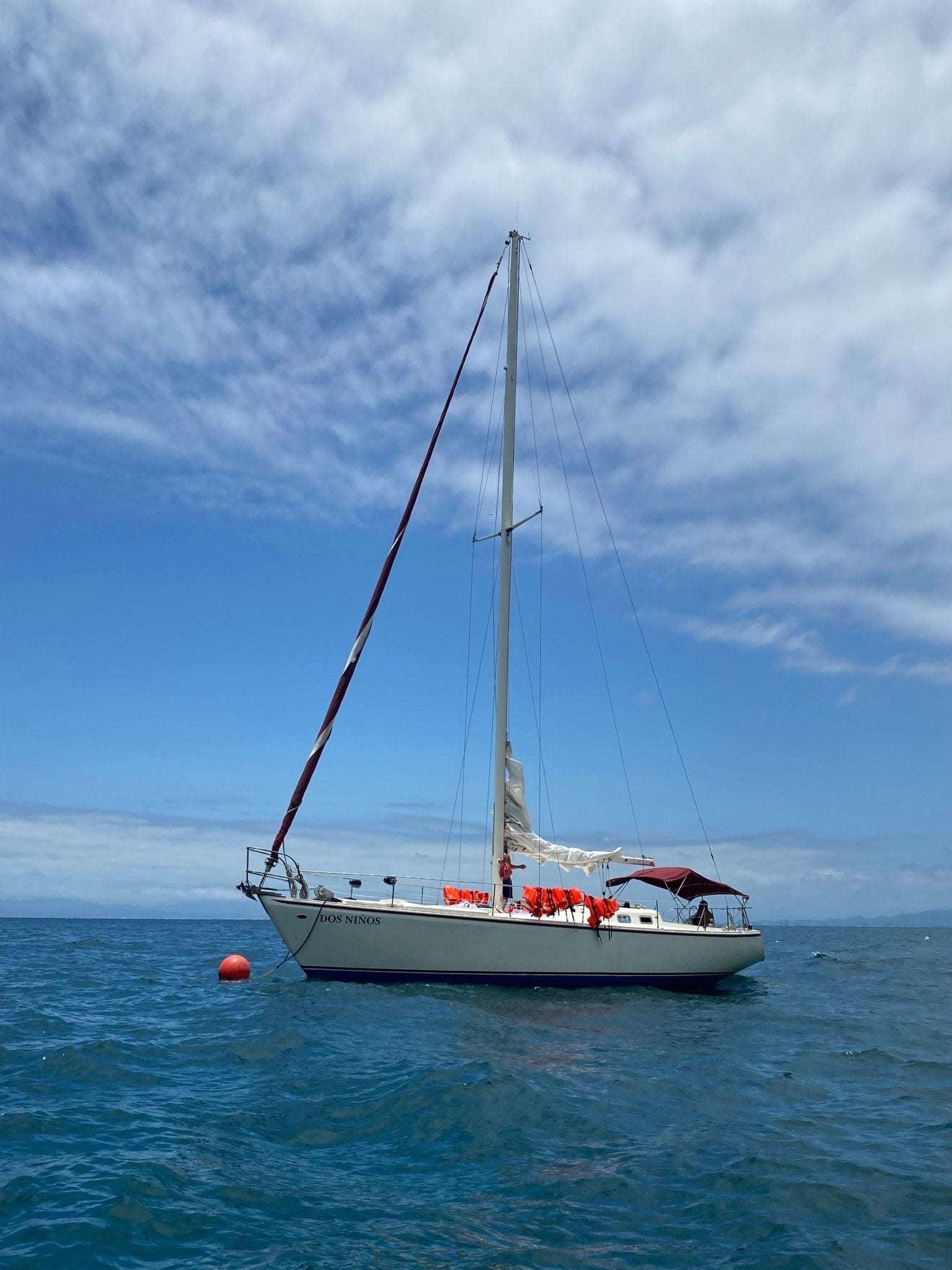 Dos Niños 45ft Sailboat - GetawayMX